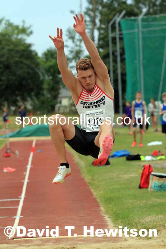 Long jump, 2022 NEGP Monkton 5, Wednesday, July 20th. Photo: David T. Hewitson/Sports for All Pics